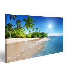 Bild auf Leinwand Tropische Karibikinsel mit azurblauem Meer und üppigen Palmen
