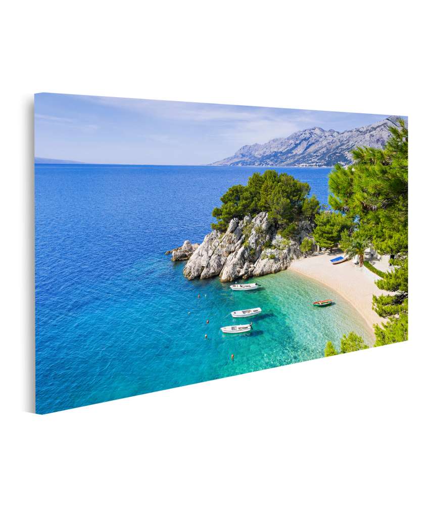 Islandburner Bild auf Leinwand Atemberaubendes Wandbild des Strandes Brela in Dalmatien, Kroatien