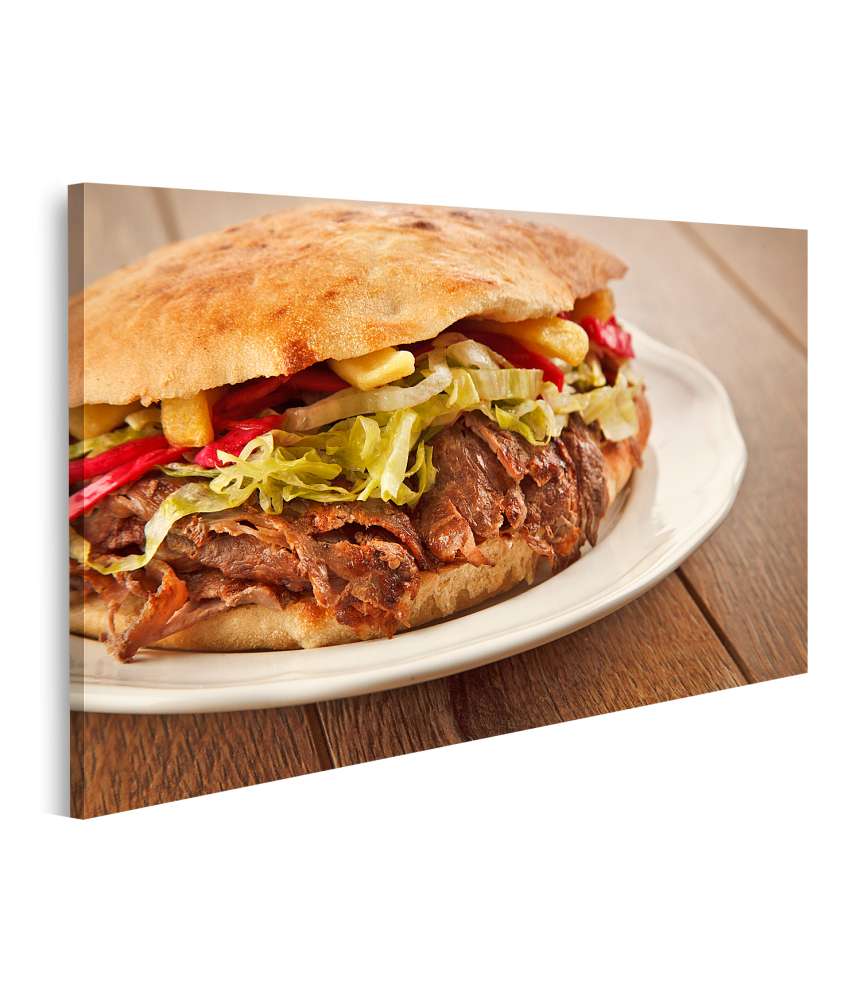 Islandburner Bild auf Leinwand Gegrilltes Döner Kebab Sandwich mit Fleisch, Brot und Gemüse Wandbild