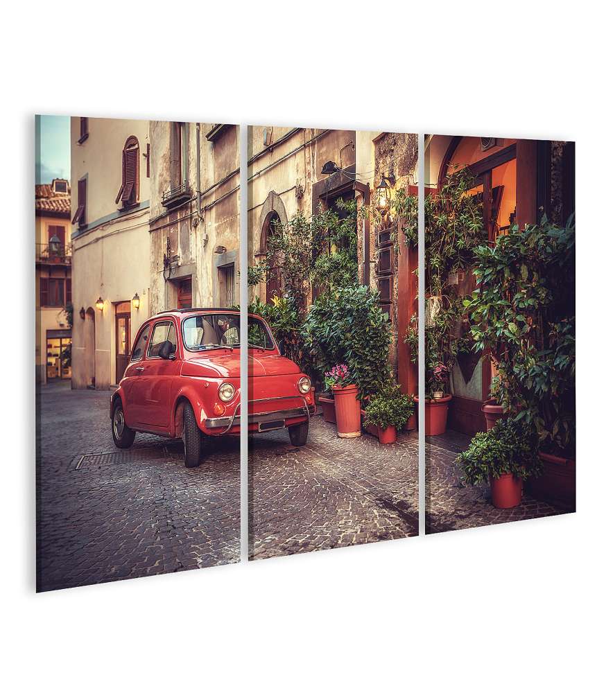 Islandburner Bild auf Leinwand Altes, klassisches italienisches Kult-Auto im Vintage-Stil