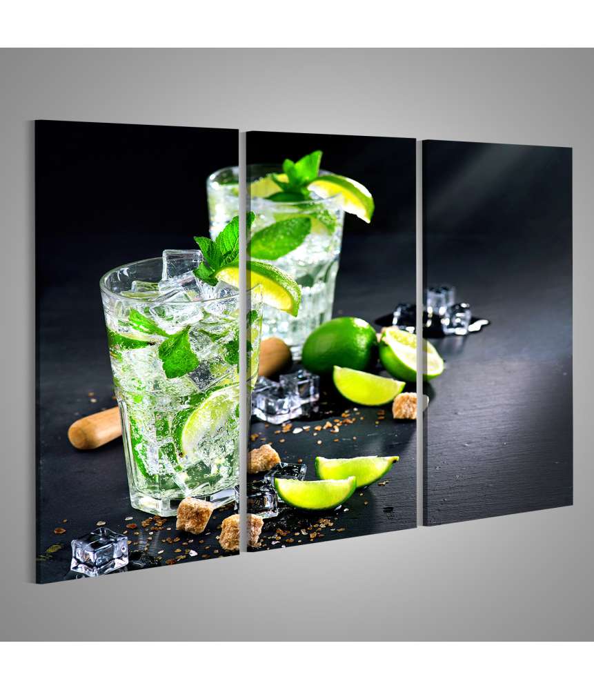 Islandburner Bild auf Leinwand Mojito-Cocktail mit Eiswürfeln und braunem Zucker als Wandbild