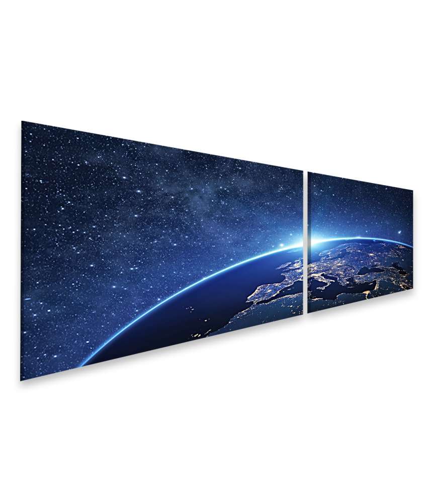 Islandburner Bild auf Leinwand Nachtansicht der Erde aus dem Weltraum - NASA Wandbild für Kinderzimmer