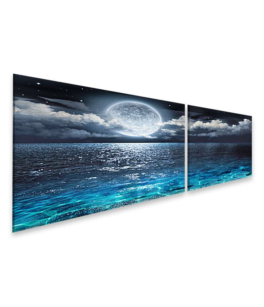 Islandburner Bild auf Leinwand Wandbild: Vollmond über dem Meer in einer klaren Nacht