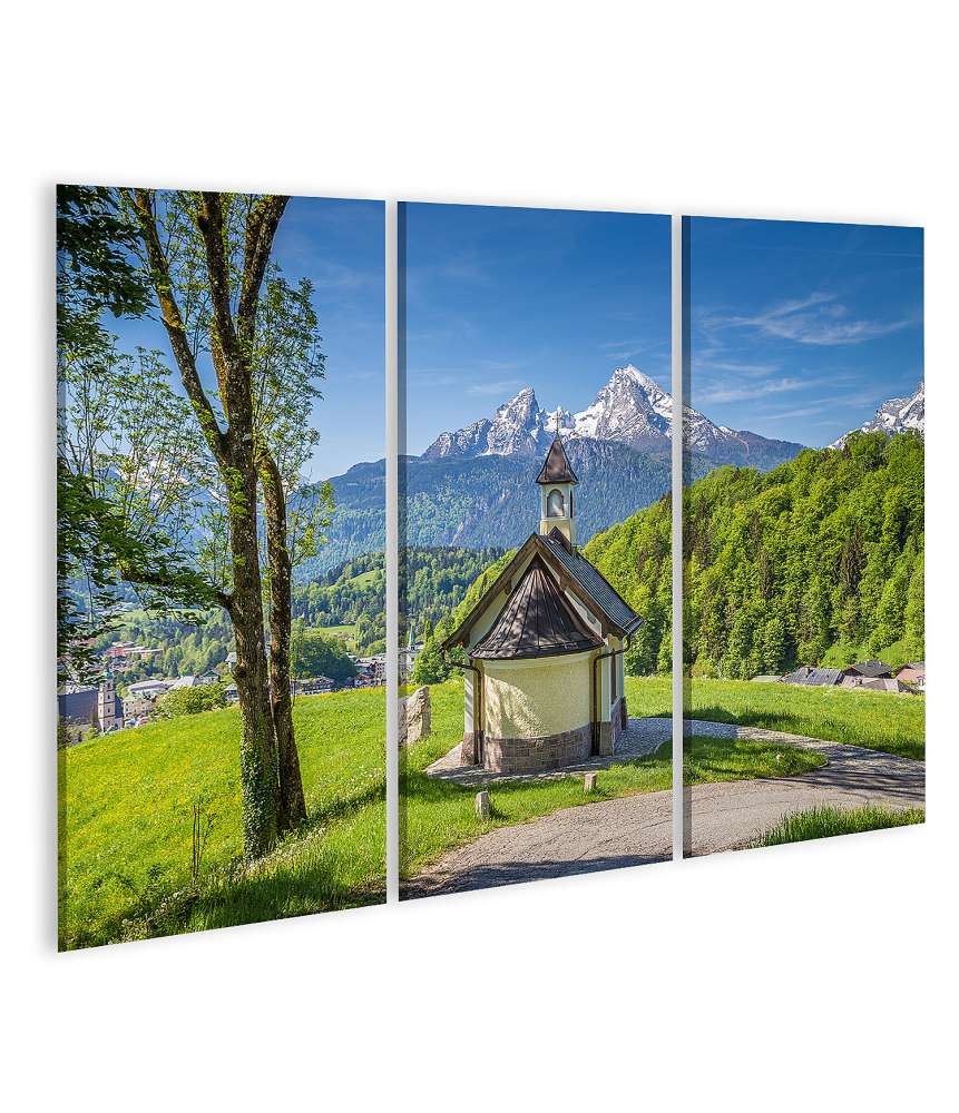 Islandburner Bild auf Leinwand Beeindruckendes Wandbild: Berühmte Kapelle am Lockstein mit Blick auf den Watzmann