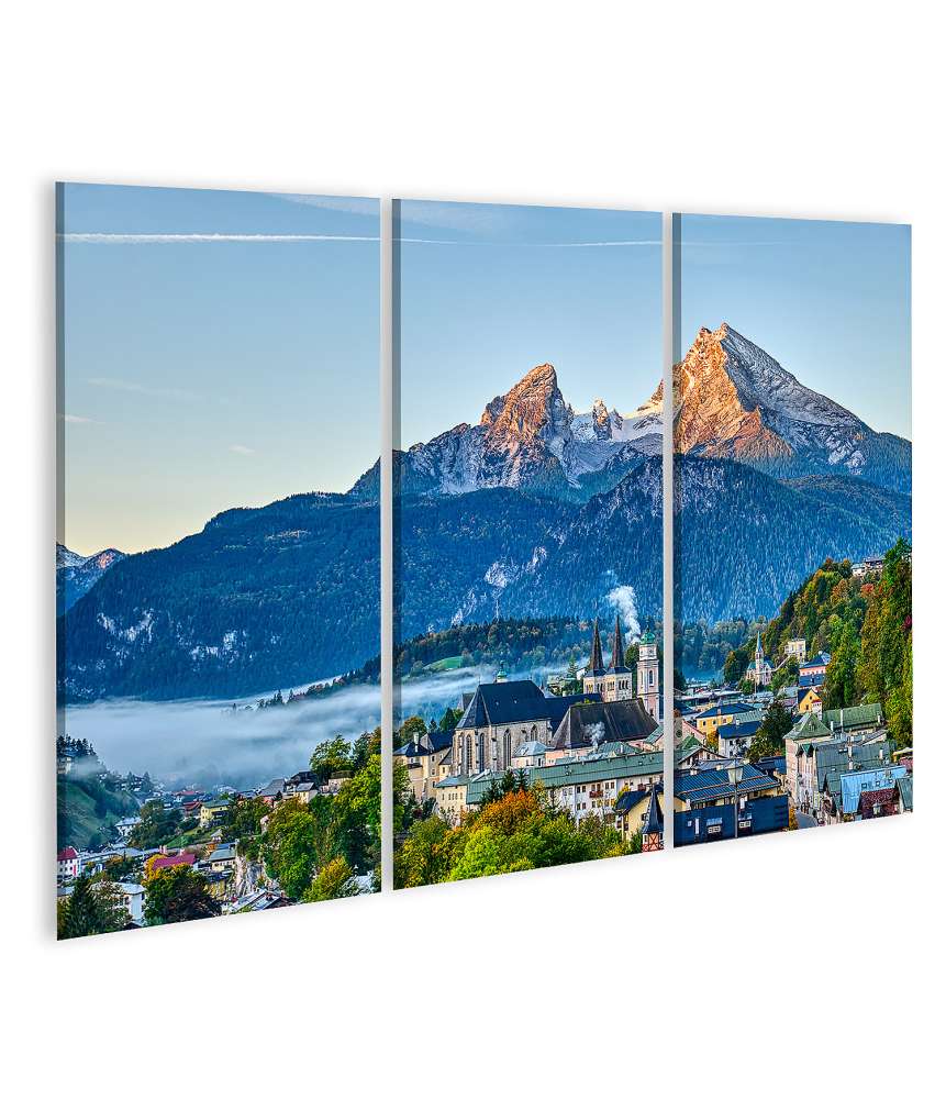 Islandburner Bild auf Leinwand Berg Watzmann über der malerischen Stadt Berchtesgaden in den Bayerischen Alpen