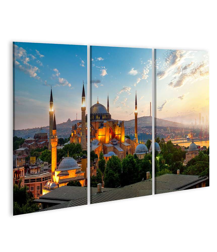 Islandburner Bild auf Leinwand Sonnenaufgang über dem Ayasofya Museum im Stadtbild von Istanbul, Türkei