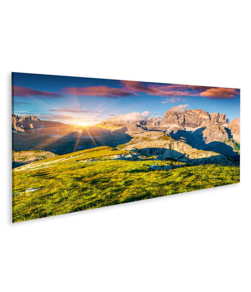 Islandburner Bild auf Leinwand Sommerlicher Sonnenuntergang am Paternkofel im Drei Zinnen Nationalpark, Dolomiten