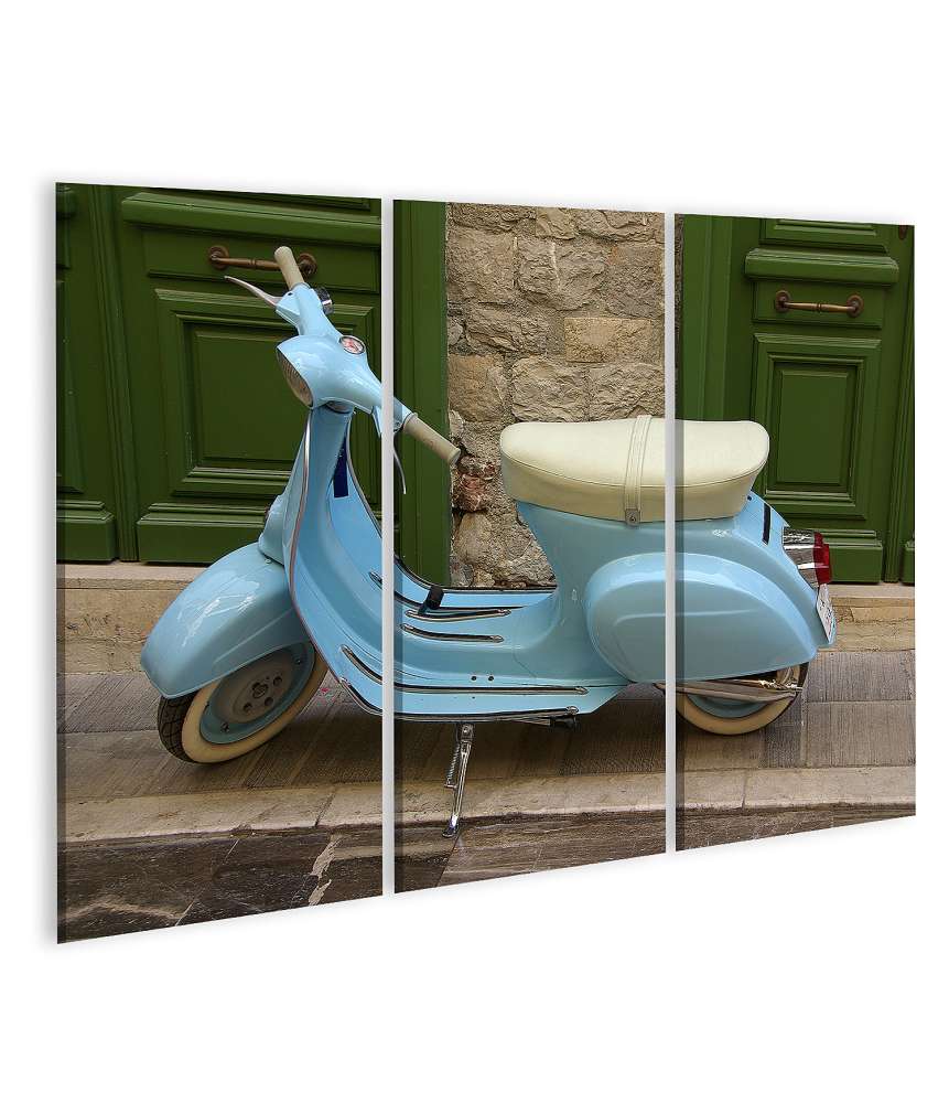 Islandburner Bild auf Leinwand Eine azurblaue Vespa, lebhaft und voller Charme, auf einem Wandbild dargestellt