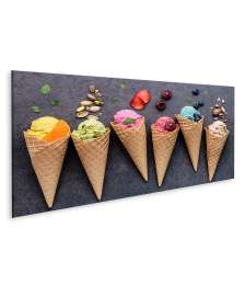Bild auf Leinwand Farbenfrohes Wandbild einer Eisdiele mit Heidelbeer- und Erdbeer-Eiscreme