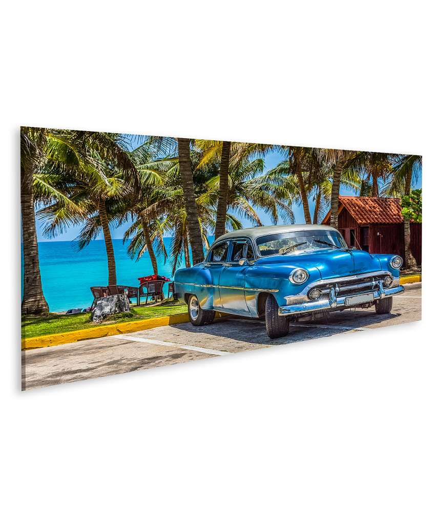 Islandburner Bild auf Leinwand Blauer Oldtimer mit Silberdach am Strand von Varadero, Kuba