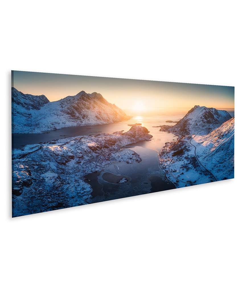 Islandburner Bild auf Leinwand Luftbild: Majestätischer Fjord-Sonnenuntergang auf den Lofoten