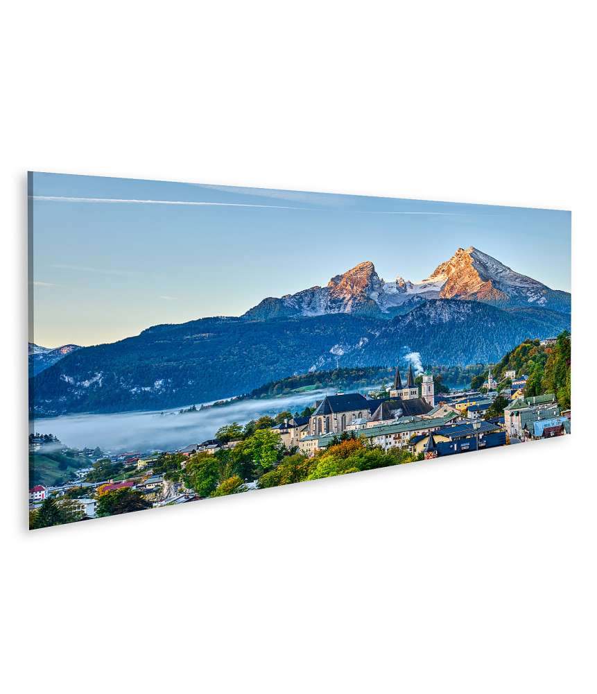 Islandburner Bild auf Leinwand Berg Watzmann über der malerischen Stadt Berchtesgaden in den Bayerischen Alpen