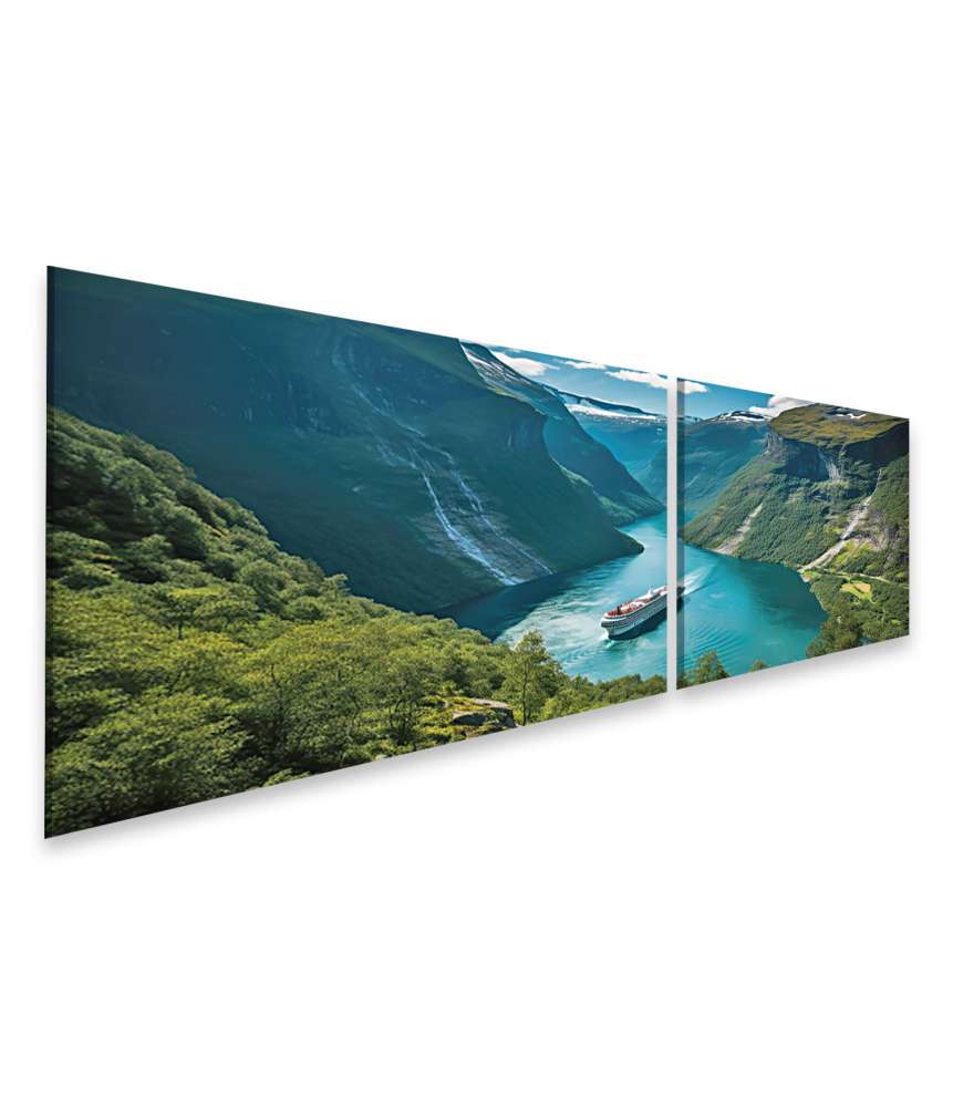 Islandburner Bild auf Leinwand Atemberaubende Reisefotografie des Geiranger Fjords in Norwegen als Wandbild