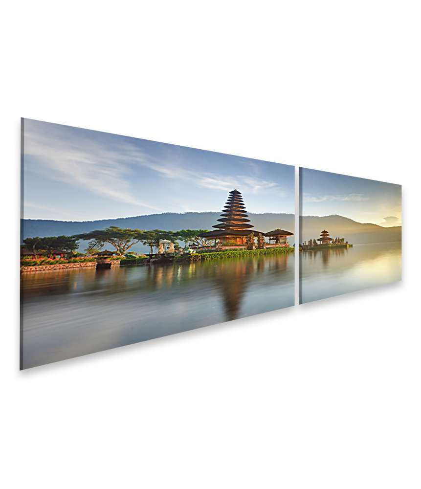 Islandburner Bild auf Leinwand Panorama des Pura Ulun Danu Tempels bei Sonnenaufgang am See Bratan, Bali