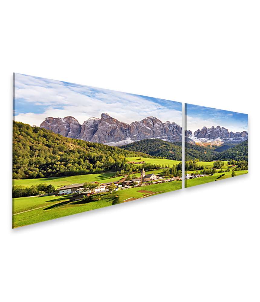 Islandburner Bild auf Leinwand Bergpanorama im malerischen Val di Funes, Trentino-Alto Adige, Italien