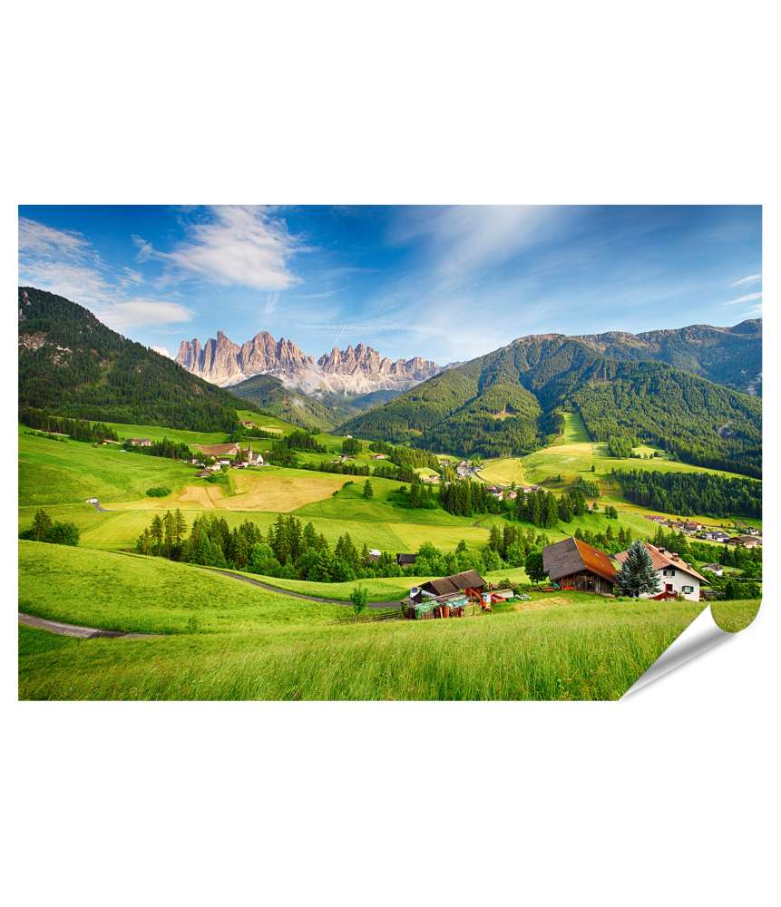 Islandburner XXL Premium Poster Beeindruckendes Wandbild der majestätischen Dolomiten in Villnöss