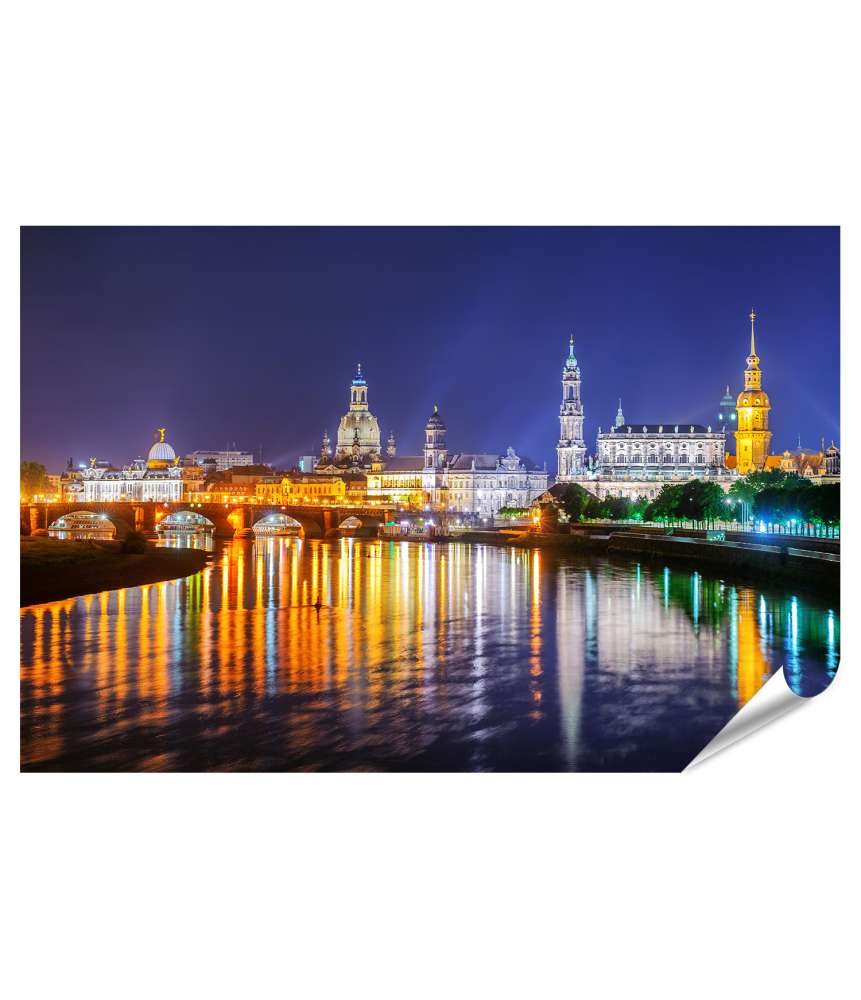 Islandburner XXL Premium Poster Panoramablick auf die Altstadt von Dresden an der Elbe bei Nacht, Deutschland