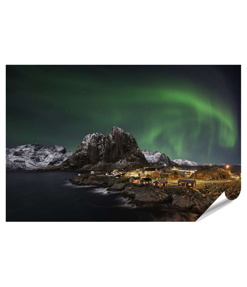 Islandburner XXL Premium Poster Beeindruckendes Wandbild von Polarlichtern über Hamnoy, Lofoten, Norwegen