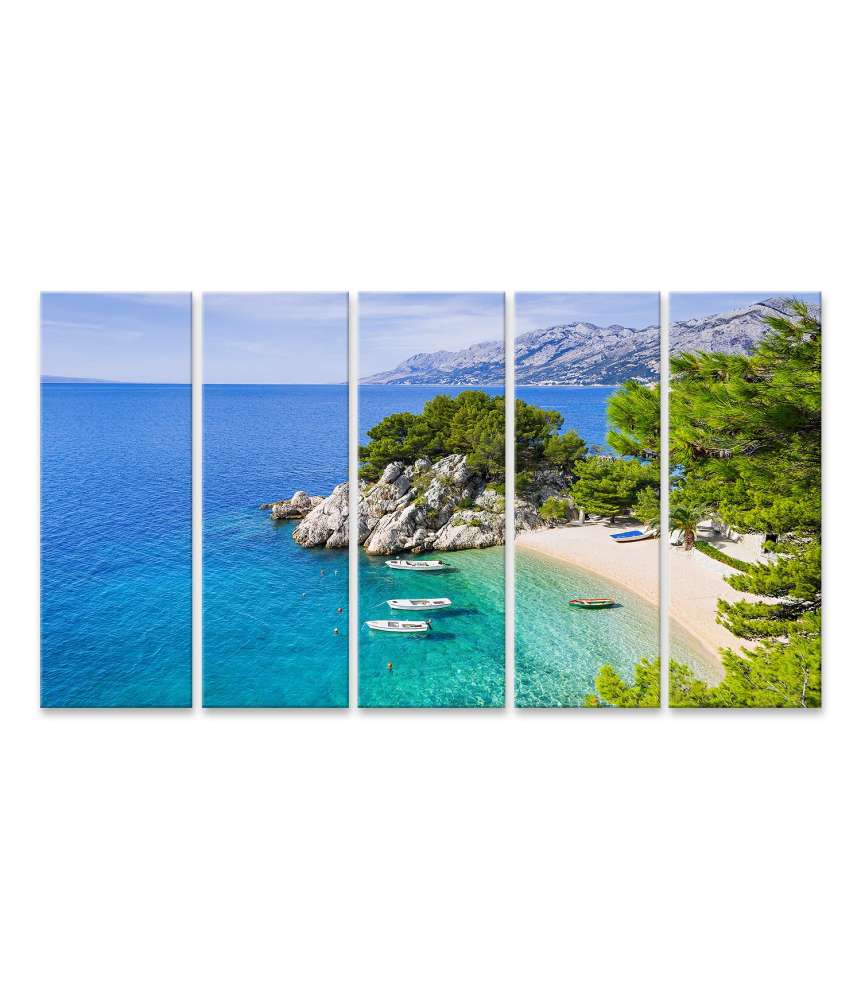 Islandburner Bild auf Leinwand Atemberaubendes Wandbild des Strandes Brela in Dalmatien, Kroatien