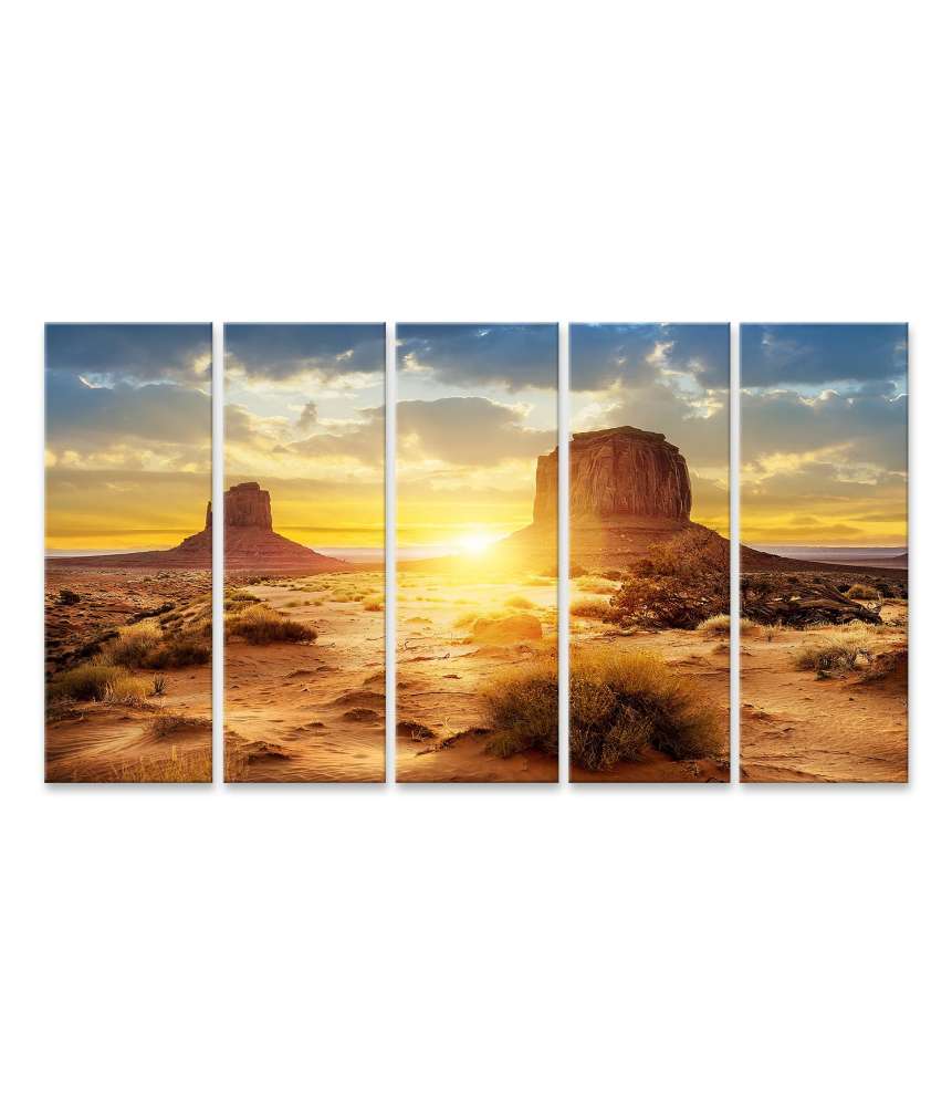 Islandburner Bild auf Leinwand Atemberaubender Sonnenuntergang bei den Sisters im Monument Valley, USA