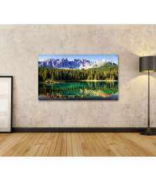 Bild auf Leinwand Atemberaubendes Wandbild der Karerlake in den Dolomiten, Italien