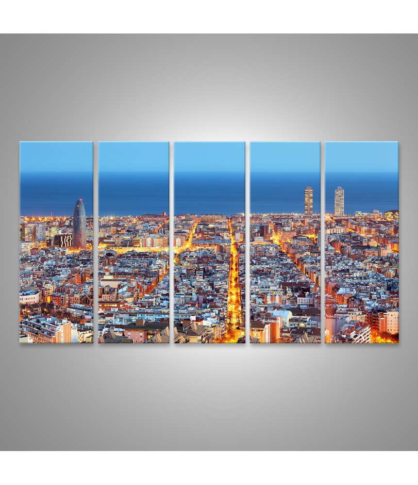 Islandburner Bild auf Leinwand Nächtliche Luftaufnahme der Skyline von Barcelona, Spanien