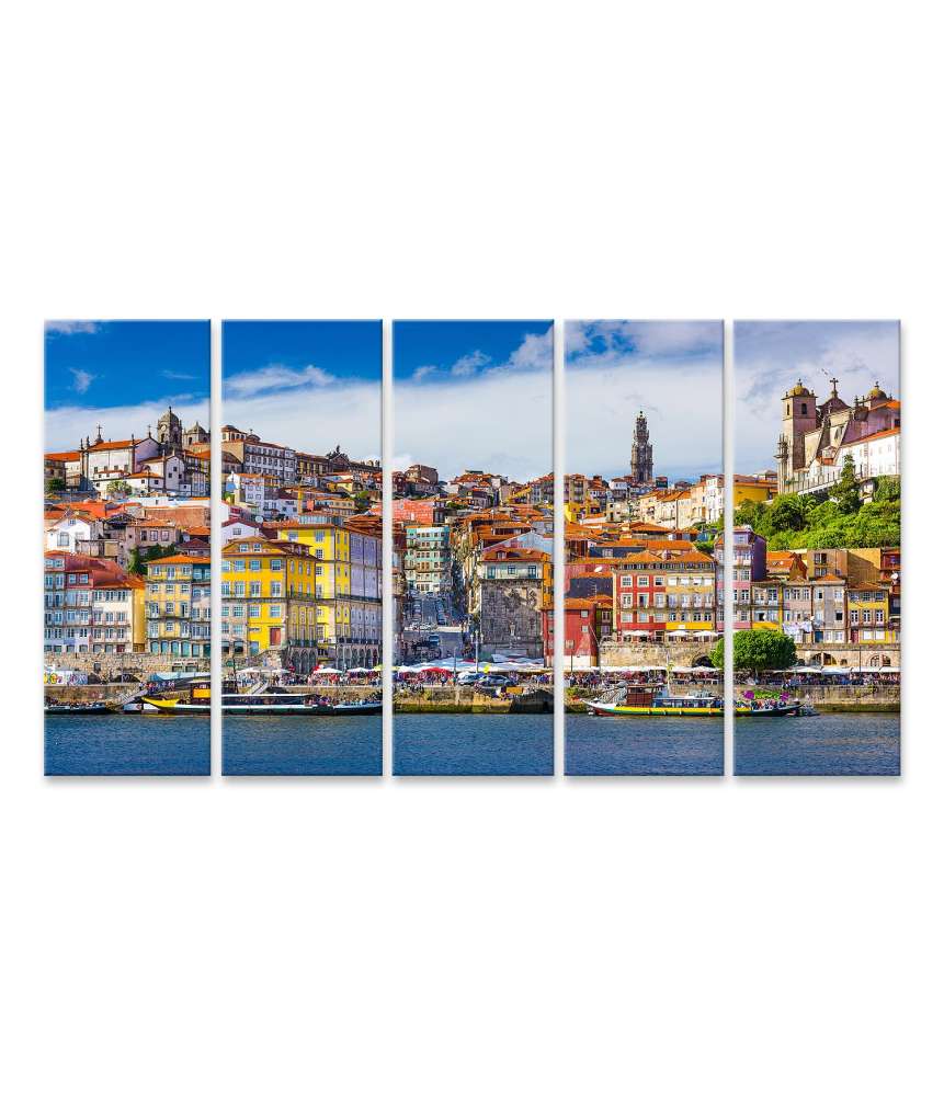 Islandburner Bild auf Leinwand Blick auf die Altstadt-Skyline von Porto, Portugal über den Fluss Douro