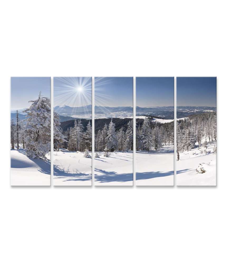 Islandburner Bild auf Leinwand Malerische Winterlandschaft in majestätischen Bergen