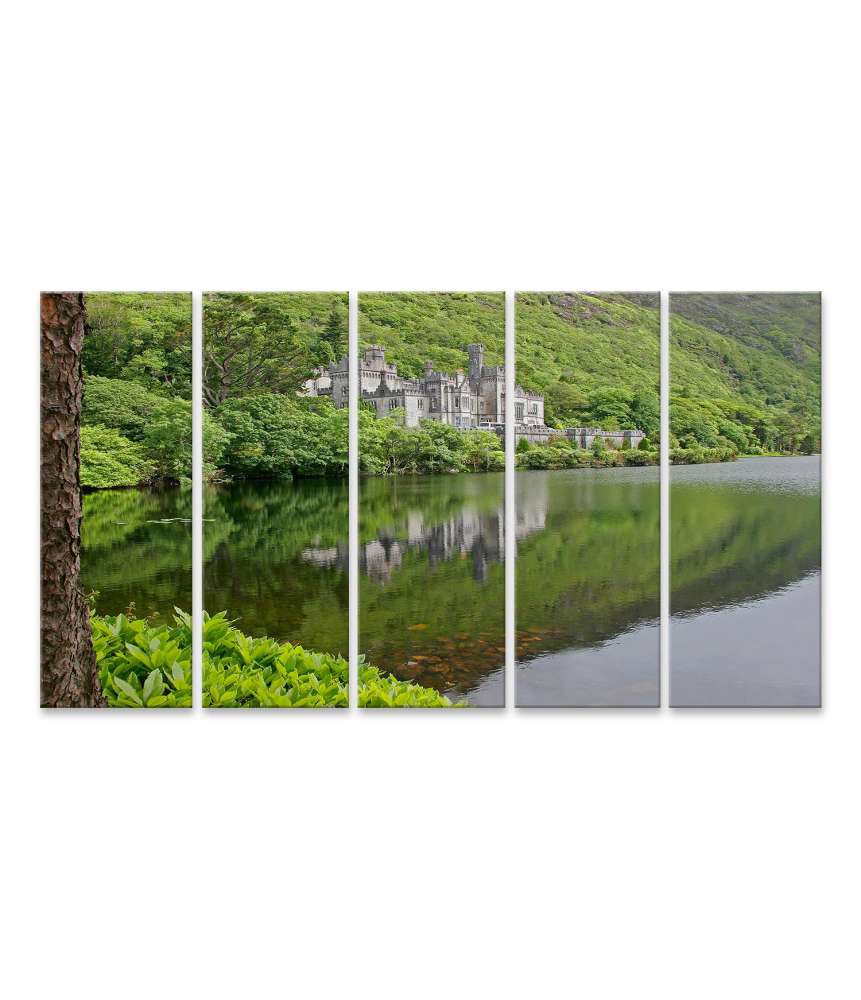 Islandburner Bild auf Leinwand Atemberaubendes Wandbild der historischen Kylemore Abbey in Galway, Irland