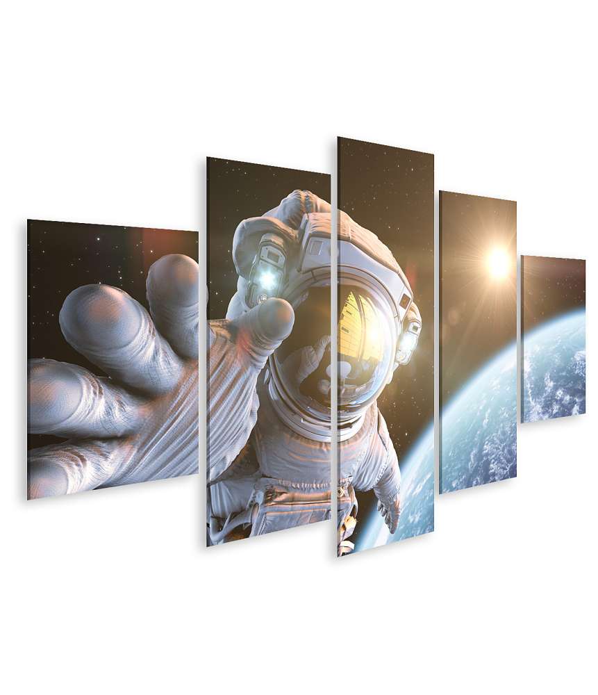 Islandburner Bild auf Leinwand Astronaut im Weltraum mit Blick auf Planet Erde und strahlende Sonne