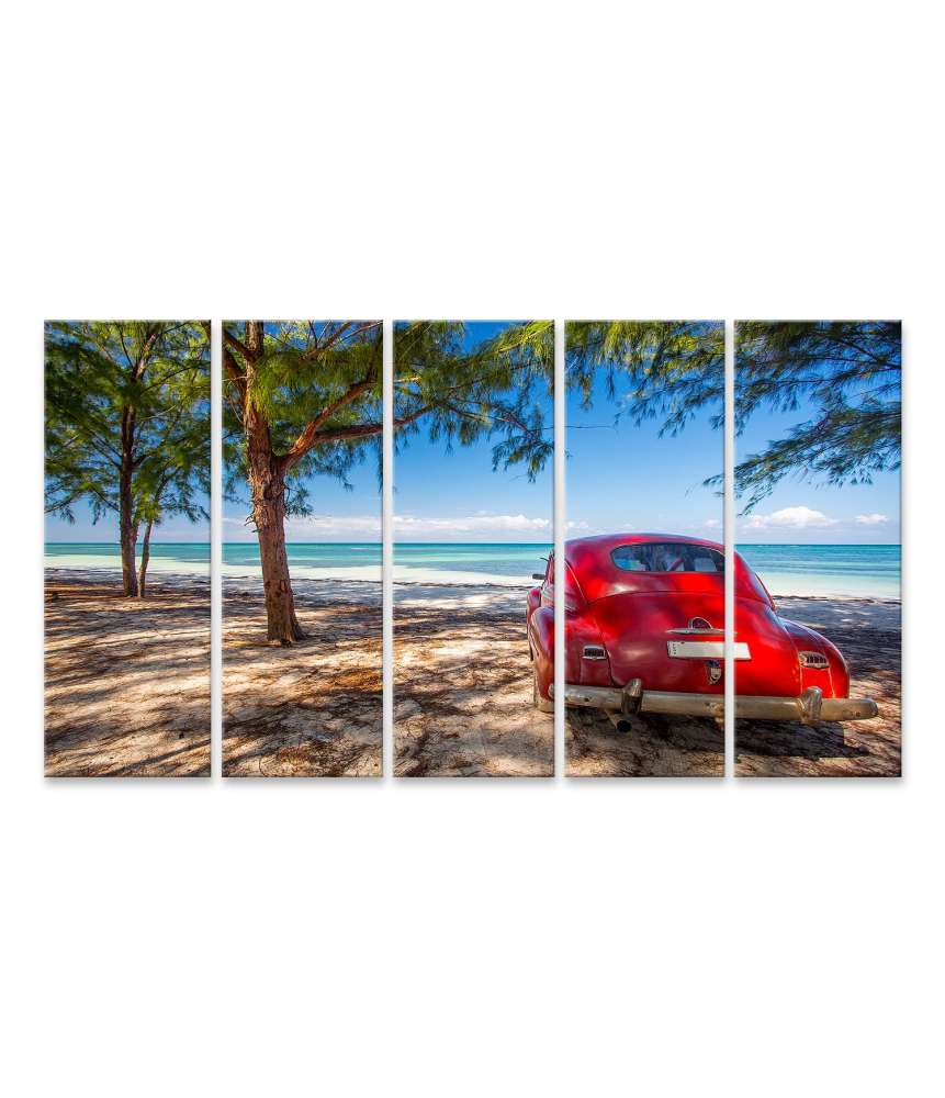 Islandburner Bild auf Leinwand Rotes Oldtimer-Auto am Strand in Kuba als Wandbild