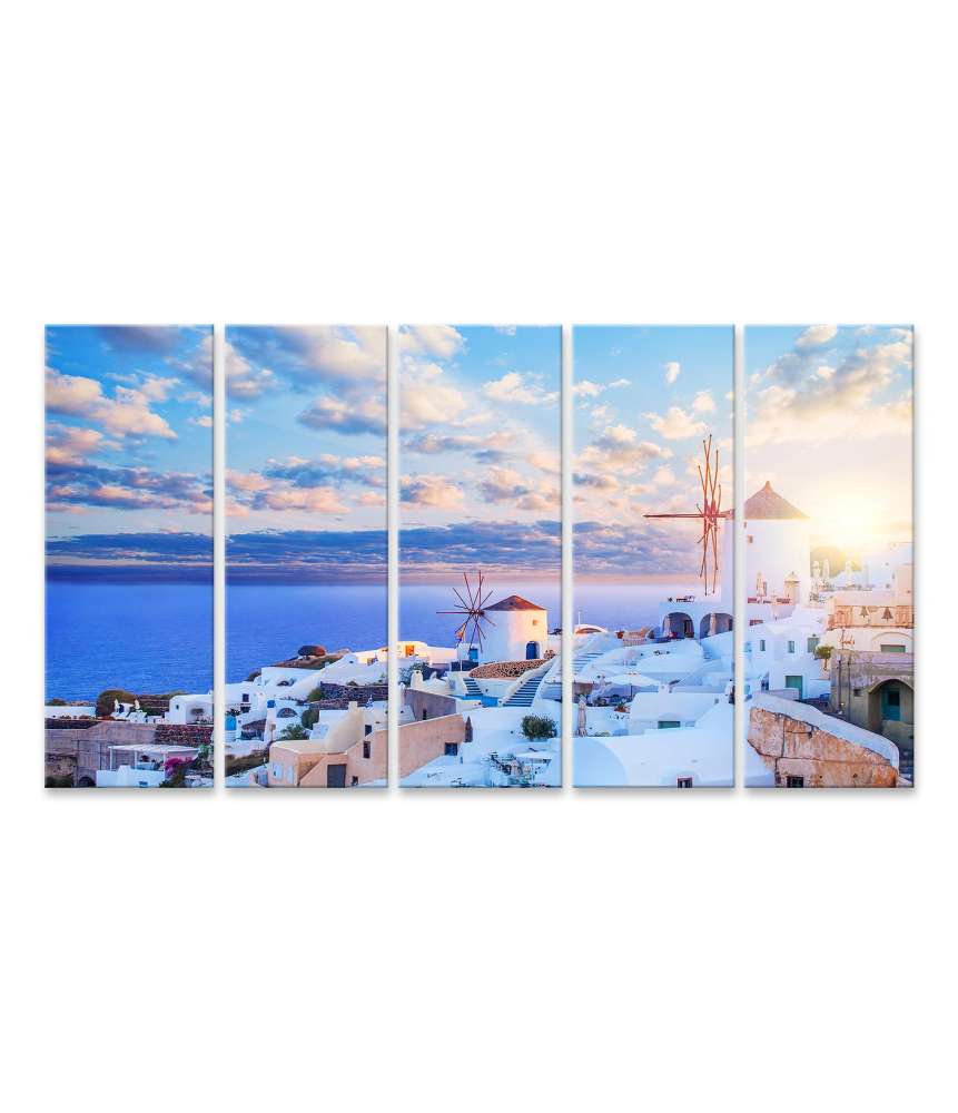 Islandburner Bild auf Leinwand Santorini-Skyline mit blauem Himmel, Wolken und Oia-Stadt, Griechenland