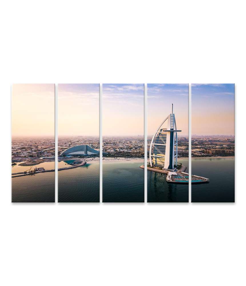 Islandburner Bild auf Leinwand Sonnenaufgang über Dubais Küsten-Skyline und dem Luxushotel Burj Al Arab