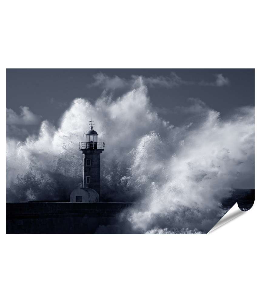 XXL Premium Poster Stürmische Riesige Wellen umkreisen einen beleuchteten Leuchtturm